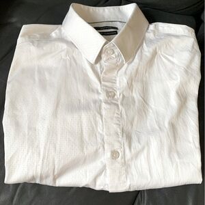 RW&CO. White with slight pattern Slim Fit Dress Shirt
